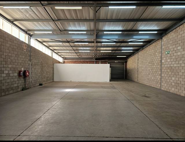 288M² MINI FACTORY TO LET IN KYA SANDS